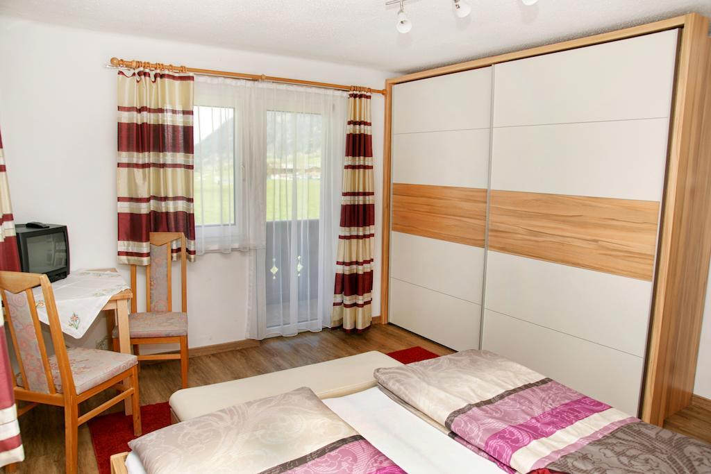 Haus Gabriela Hotell Itter Rom bilde